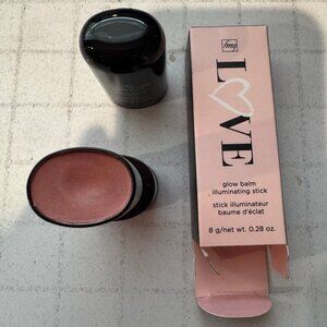 avon fmg love glow balm illuminating stick sparks flying